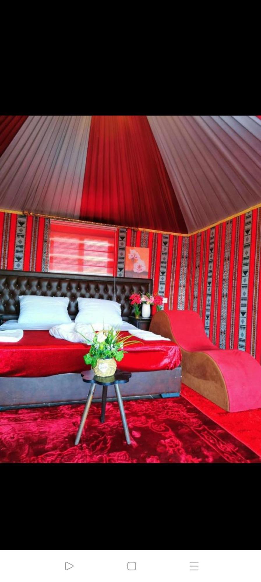 Titanic Camp Bed & Breakfast วาดิรัม ภายนอก รูปภาพ