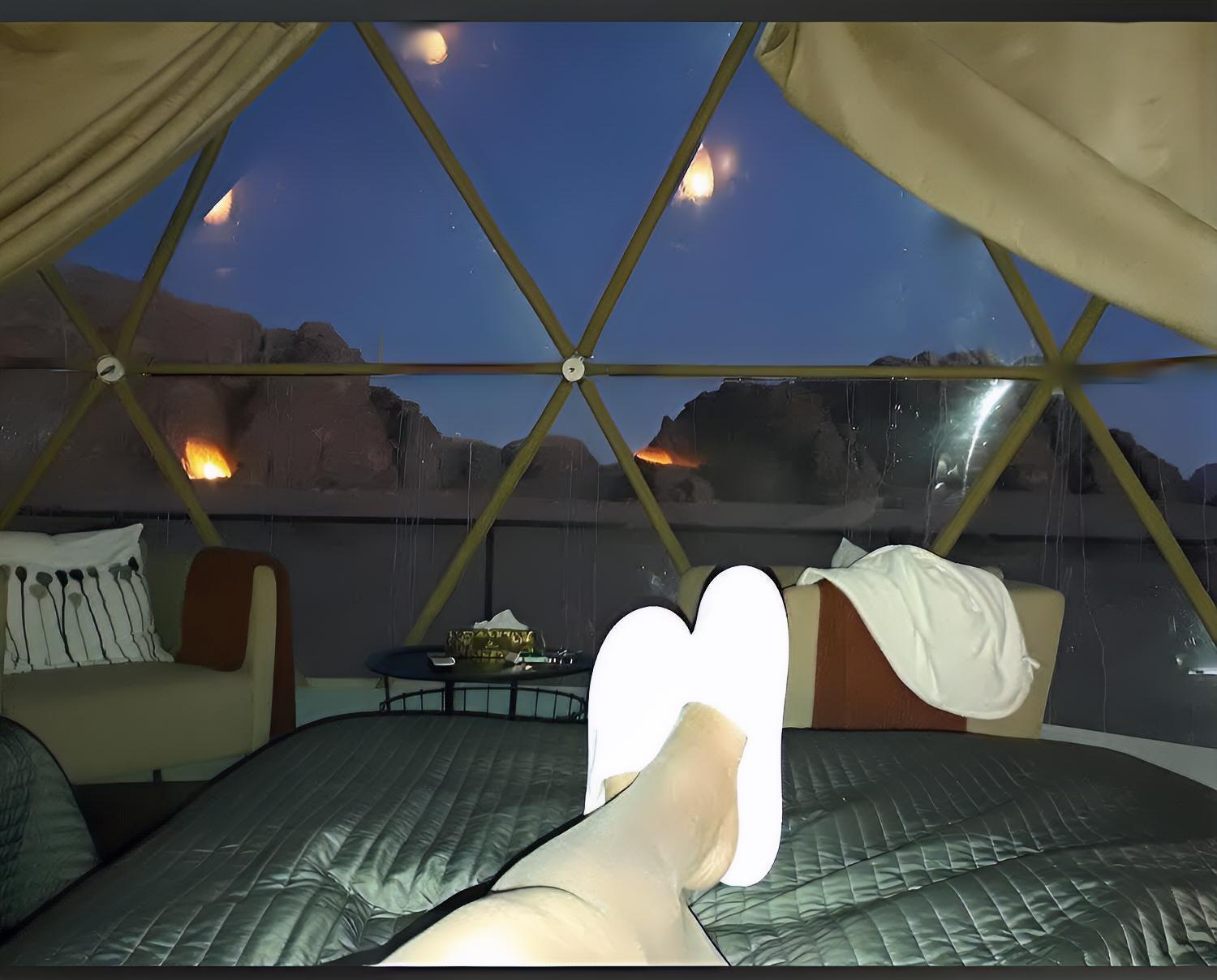 Titanic Camp Bed & Breakfast วาดิรัม ภายนอก รูปภาพ